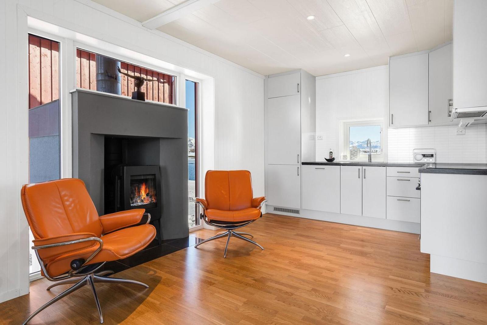 Nappstraumen Seafront Cabin, Lilleeid 68 Holiday home